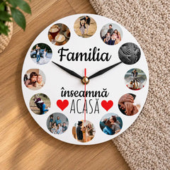 Ceas personalizat cu 12 poze de familie și mesajul Familia înseamnă acasă