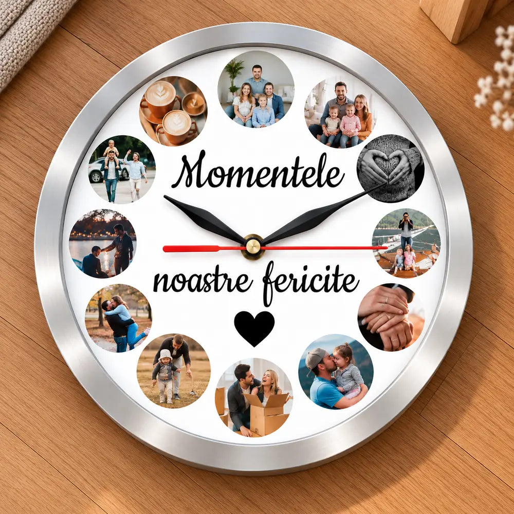 Ceas personalizat cu 12 poze de familie, ramă argintie și mesajul Momentele noastre fericite