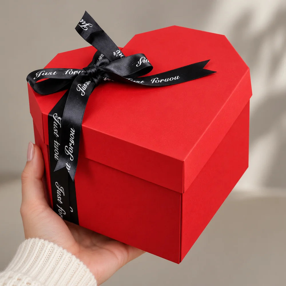 Cutie foto explozivă roșie în formă de inimă personalizată