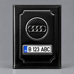 Portofel de acte auto Audi negru lucios, cu emblemă și plăcuță personalizată cu numărul mașinii