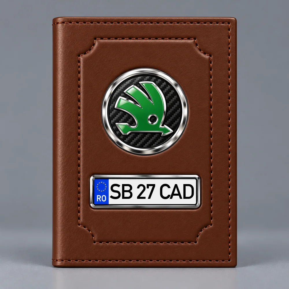 Portofel maro pentru documente auto Skoda, cu emblemă și număr de înmatriculare personalizabil