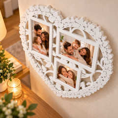 Ramă foto personalizată în formă de inimă albă, cu trei spații pentru fotografii