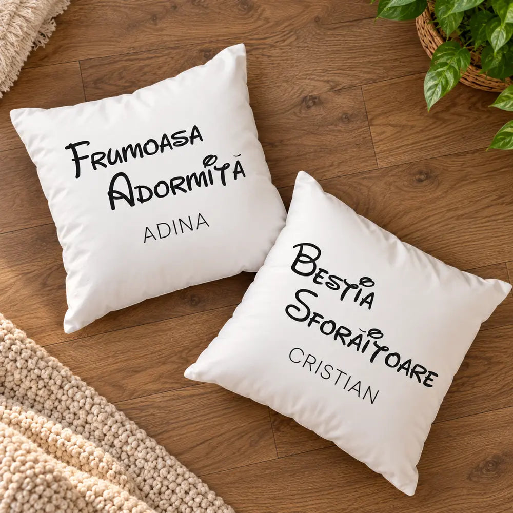 Set 2 perne personalizate amuzante pentru cupluri, Frumoasa Adormită și Bestia Sforăitoare