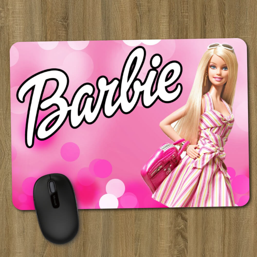 Set Cadou Personalizat Barbie cu Nume – Tricou, Cana, Perna, Mousepad si Puzzle - Cadomy.ro