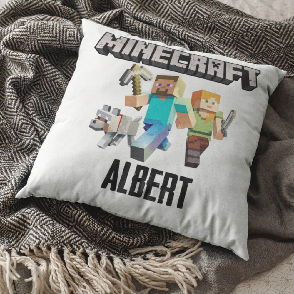 Set Cadou Personalizat Minecraft cu Nume – Tricou, Cana, Perna, Mousepad si Puzzle - Cadomy.ro