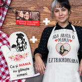 Set cadou personalizat pentru mama - Sort + Manusa de bucatarie + breloc personalizat - Cadomy.ro
