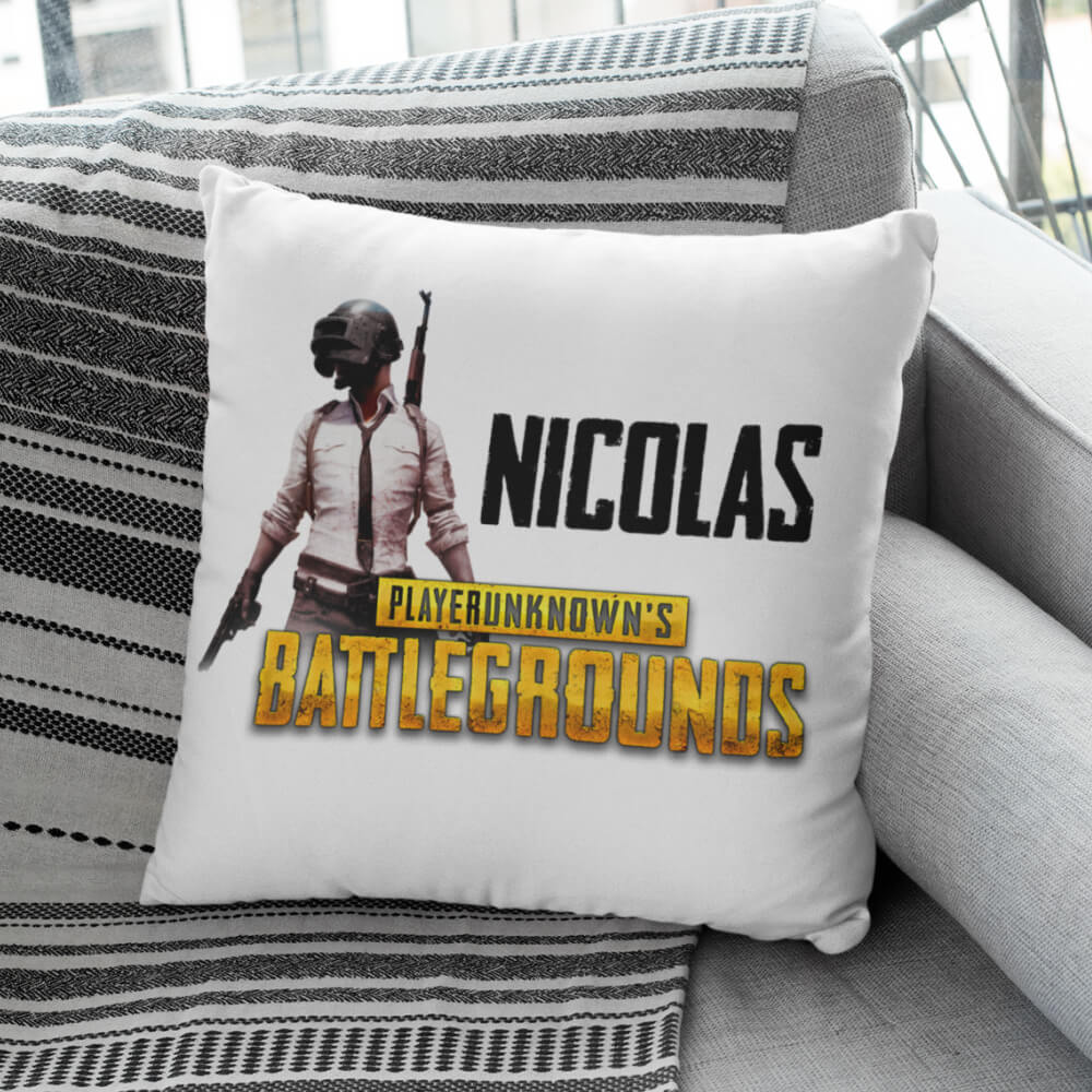 Set Cadou Personalizat PUBG cu Nume – Tricou, Cana, Perna, Mousepad si Puzzle - Cadomy.ro