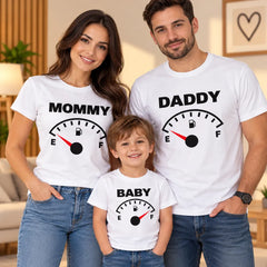 Set de 3 tricouri albe pentru familie Mommy, Daddy și Baby, cu indicatoare amuzante de energie