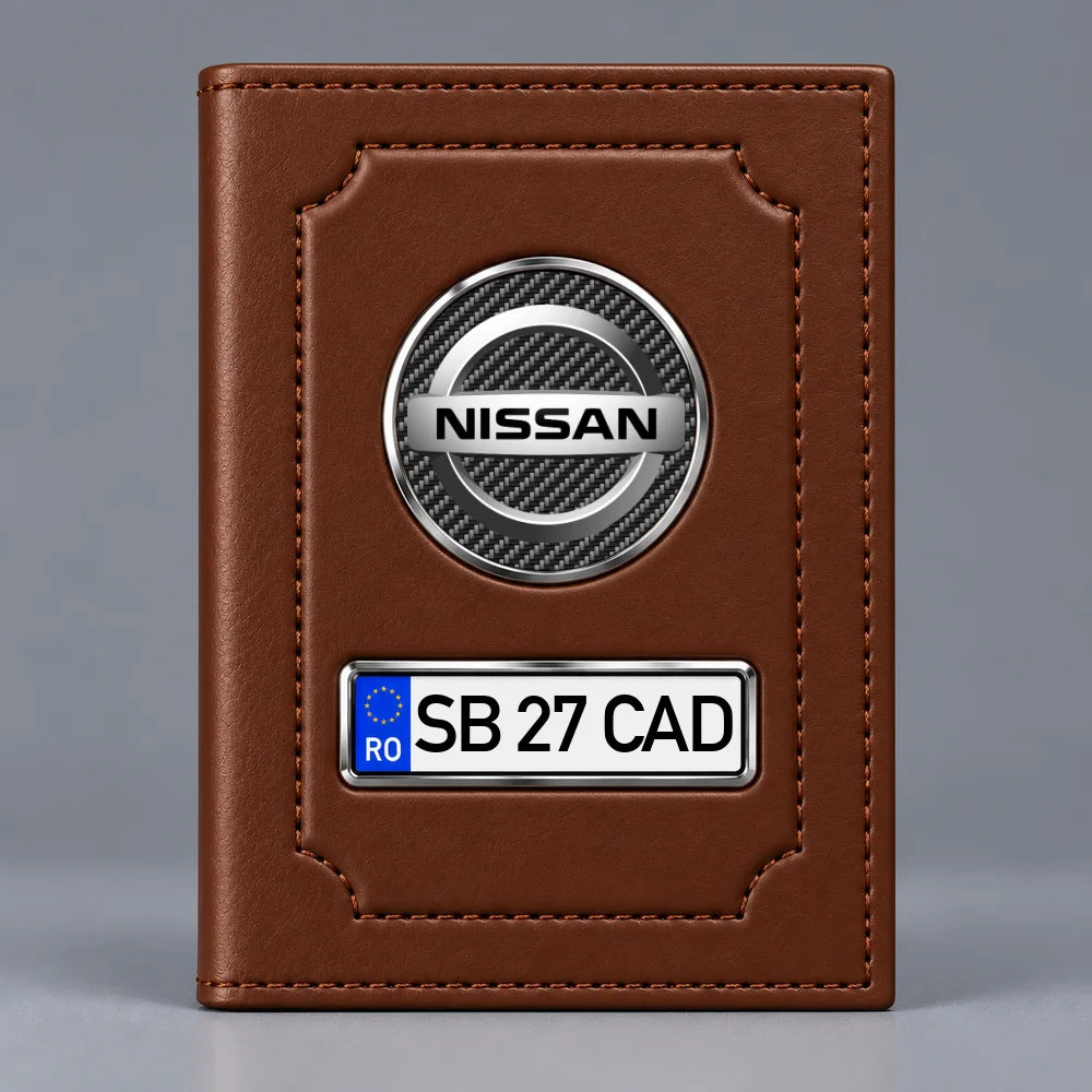 Portofel maro pentru documente auto Nissan, cu emblemă și număr de înmatriculare personalizabil