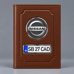Portofel maro pentru documente auto Nissan, cu emblemă și număr de înmatriculare personalizabil