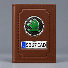 Portofel maro pentru documente auto Skoda, cu emblemă și număr de înmatriculare personalizabil