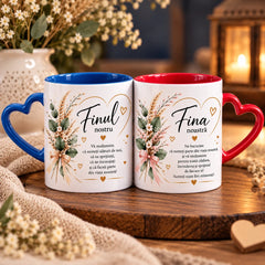 Set 2 căni personalizate pentru fini cu mesaje, interior colorat și mânere în formă de inimă