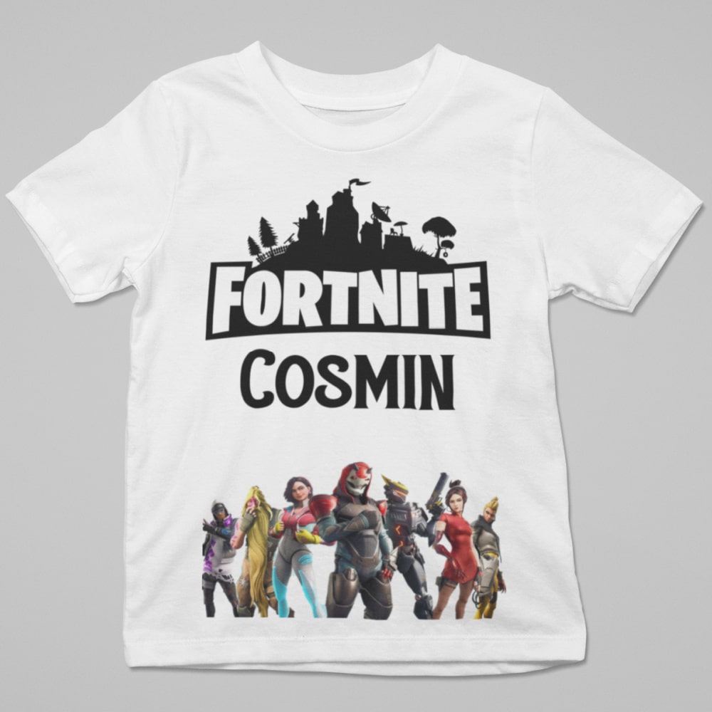 Set Cadou Personalizat Fortnite cu Nume – Tricou, Cana, Perna, Mousepad si Puzzle - Cadomy.ro