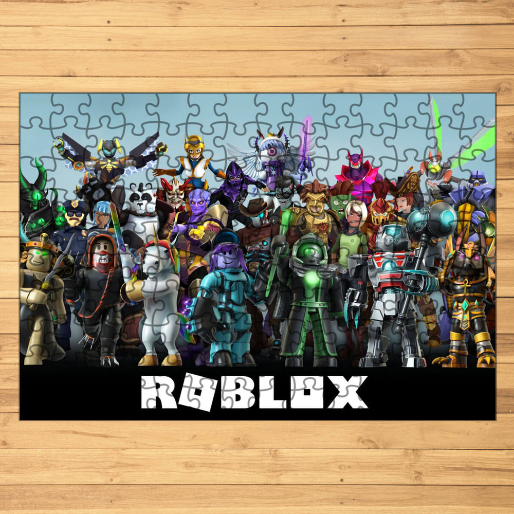 Set Cadou Personalizat Roblox cu Nume – Tricou, Cana, Perna, Mousepad si Puzzle - Cadomy.ro